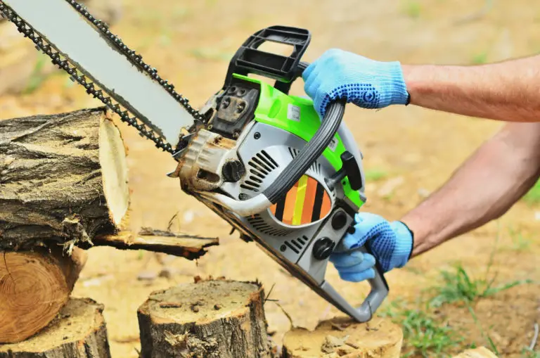 Best Gas Chainsaws – Top Picks & Reviews