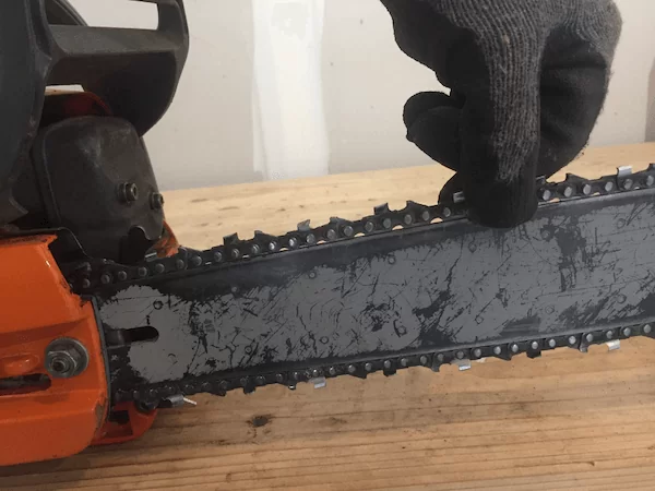 How Tight Should a Chainsaw Chain Be