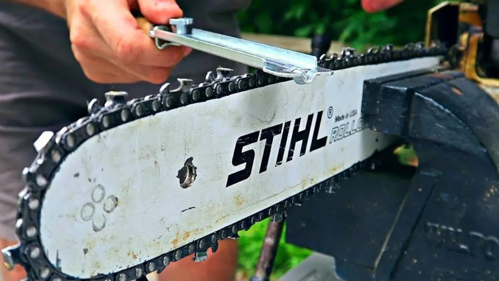 How to Tighten a Chainsaw Chain Like a PRO