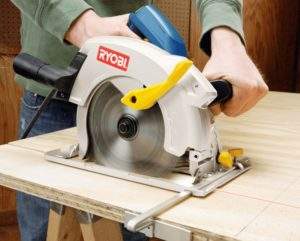 Use Table Saw for Different Types of Wood Cutting 300x241 1