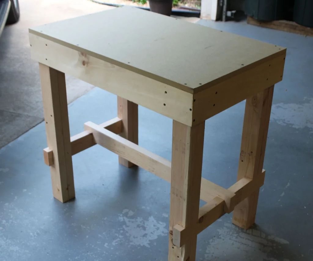 Simple Popular Mechanics DIY Workbench