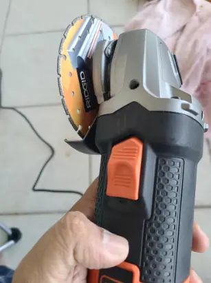 BLACK+DECKER BDEG400 Angle Grinder Customer Review